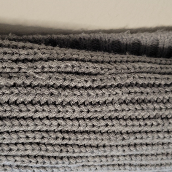 MERONA Light Gray Knit Cardigan size Medium - Picture 12 of 13